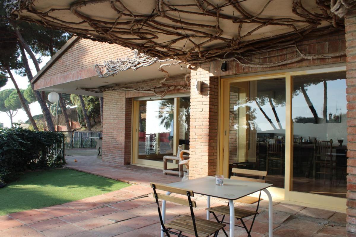 Villa Maresme & Villa Rosa Матаро Екстер'єр фото