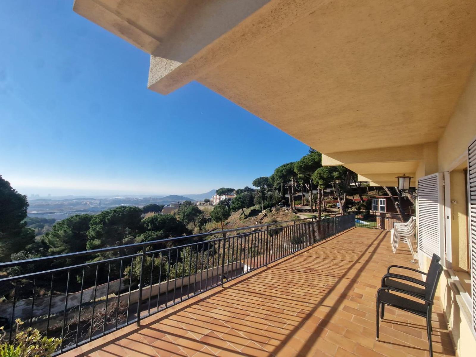 Villa Maresme & Villa Rosa Матаро Екстер'єр фото