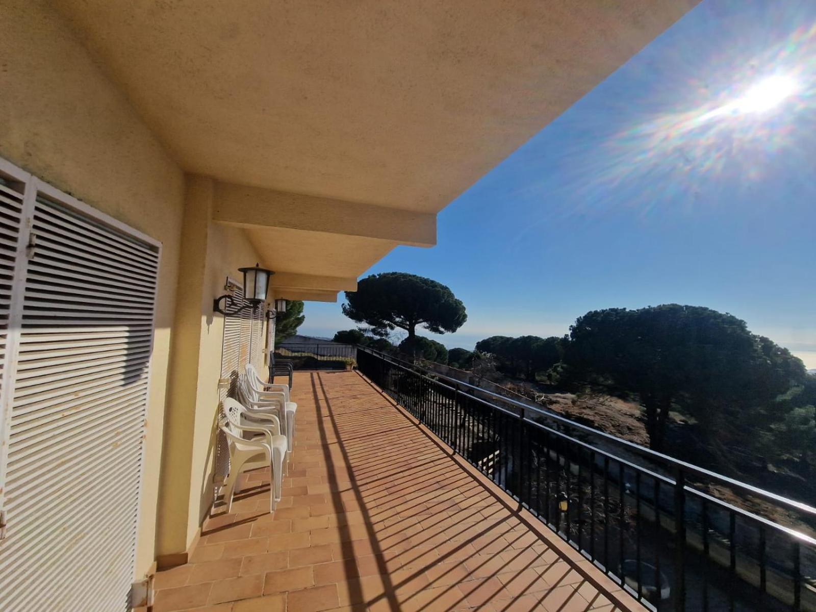 Villa Maresme & Villa Rosa Матаро Екстер'єр фото
