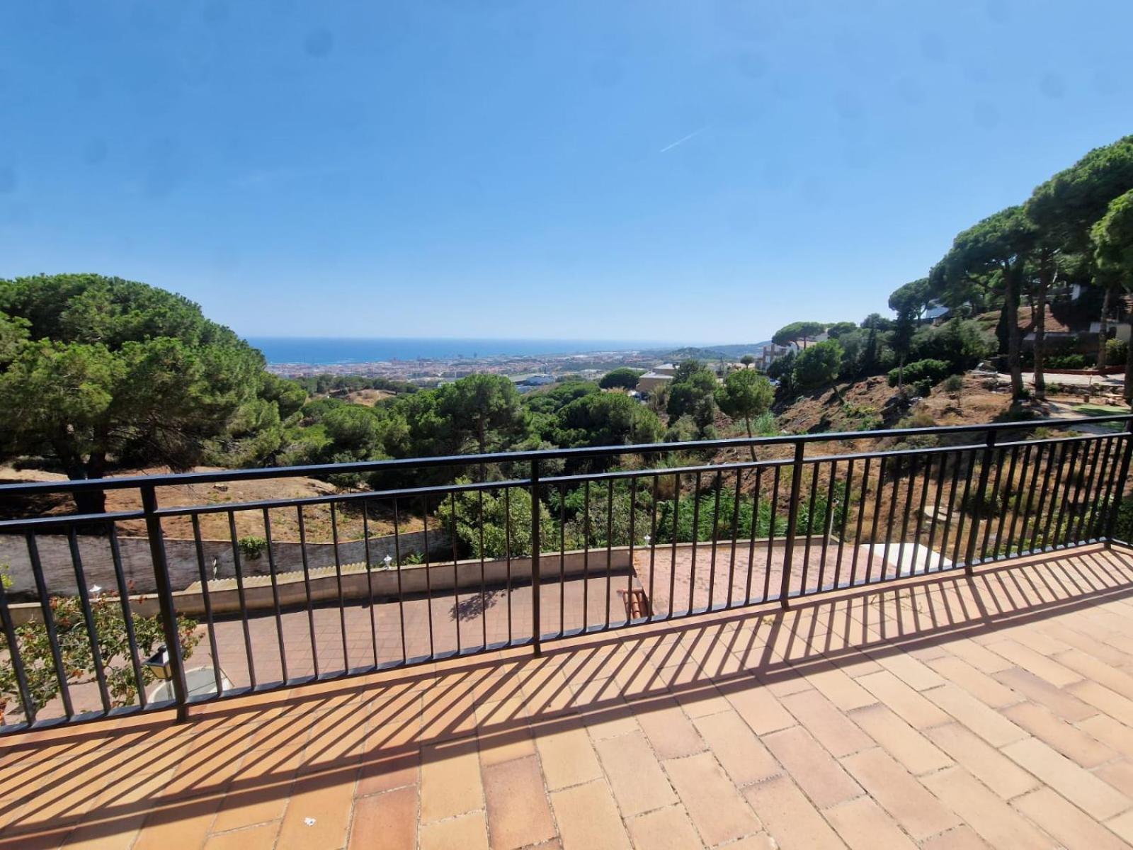 Villa Maresme & Villa Rosa Матаро Екстер'єр фото