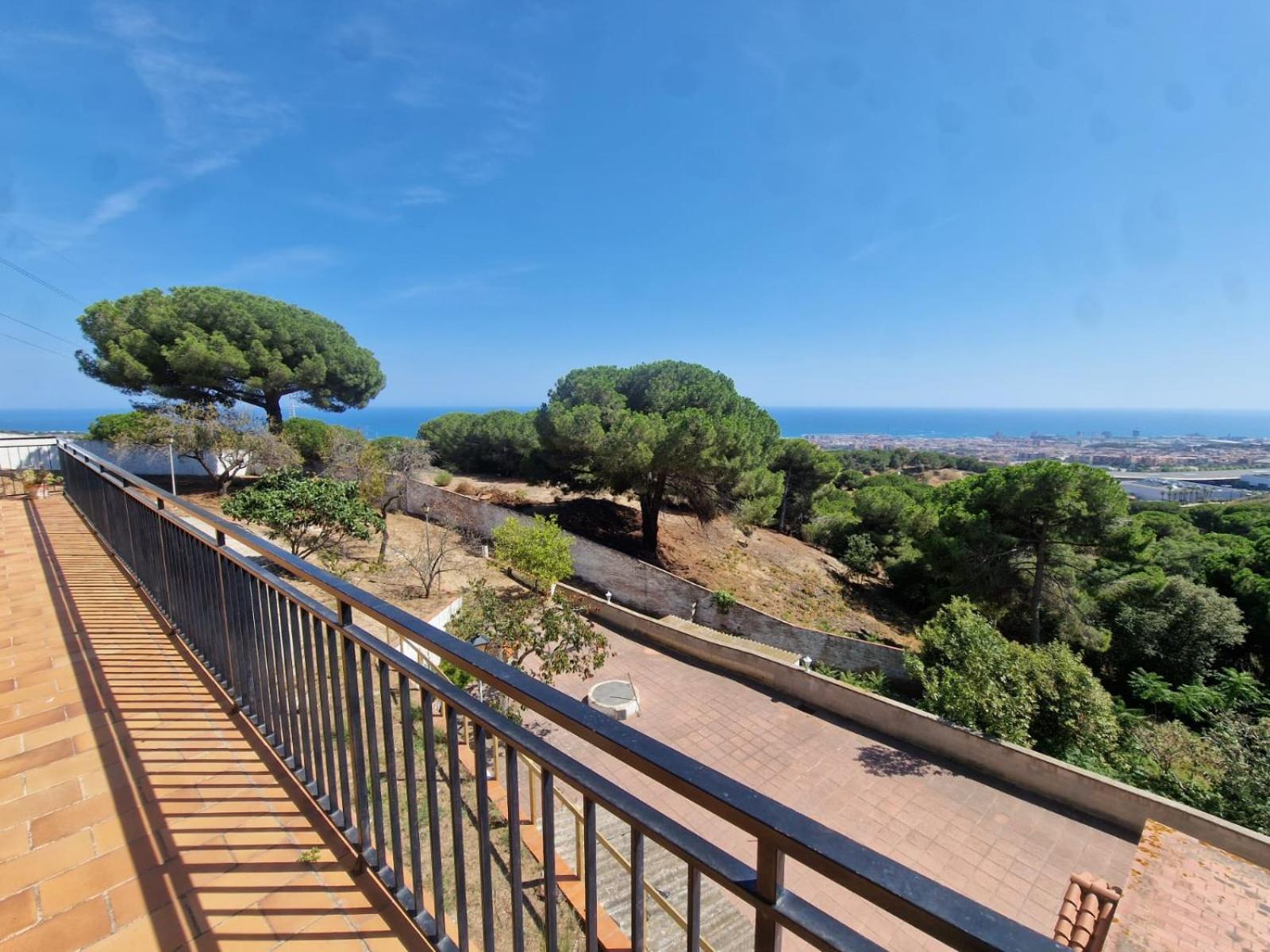 Villa Maresme & Villa Rosa Матаро Екстер'єр фото