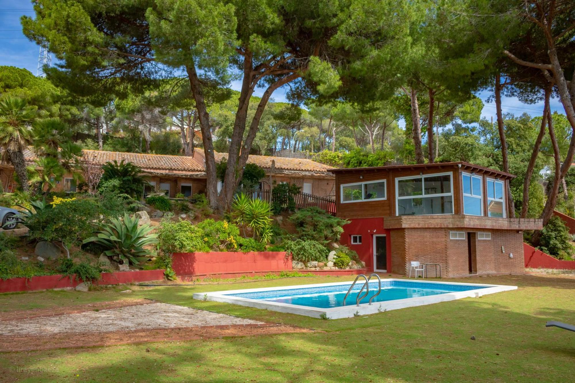 Villa Maresme & Villa Rosa Матаро Екстер'єр фото