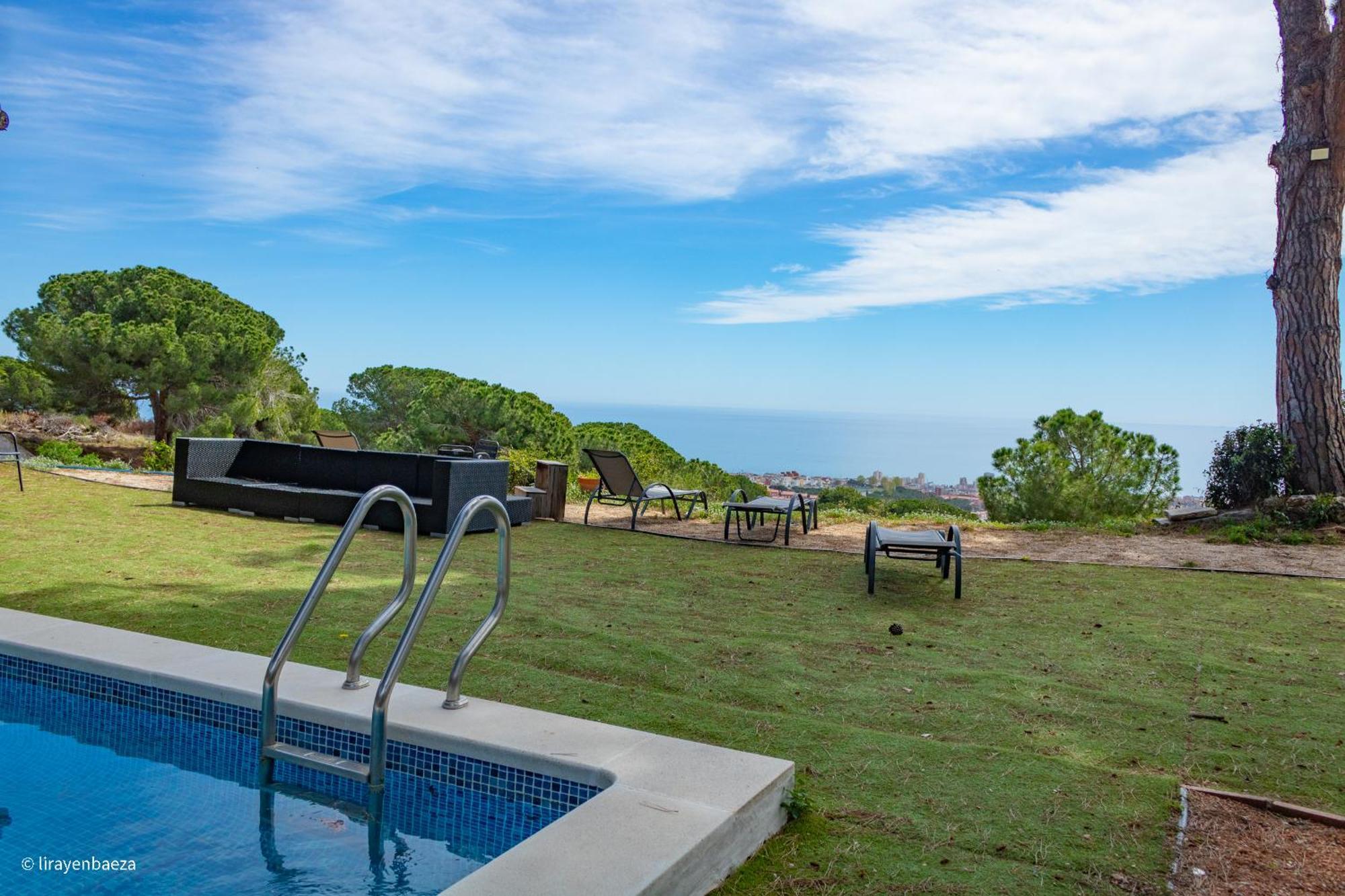 Villa Maresme & Villa Rosa Матаро Екстер'єр фото